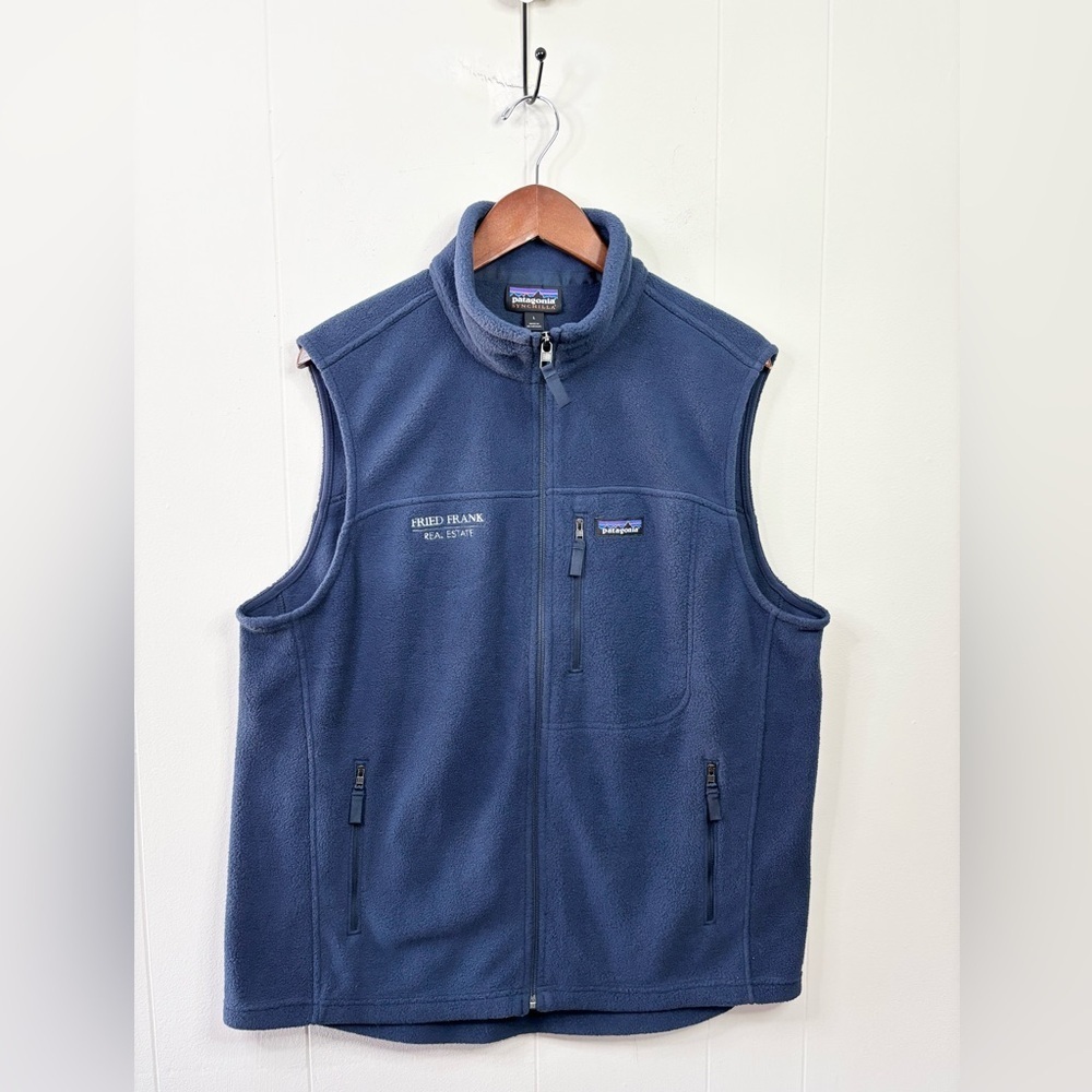 Patagonia navy blue synchilla vest jacket size men’s L logo branded